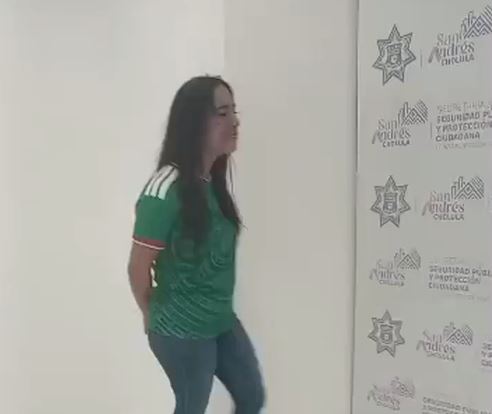 VIDEO: ‘Es mi exnovio’; mujer alcoholizada afirmó haber sido pareja de un supuesto contador del CJNG
