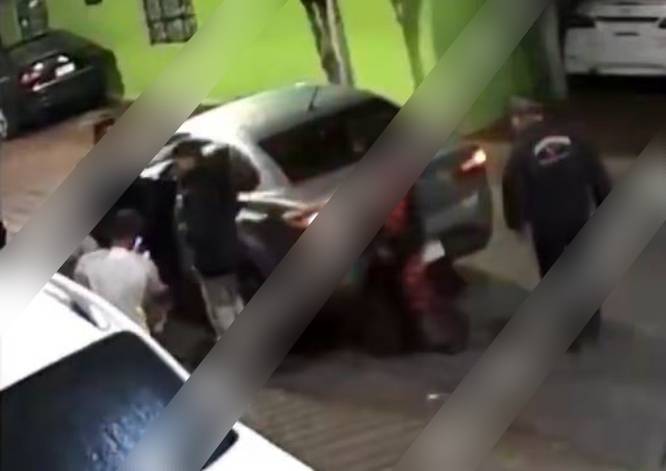 VIDEO: Graban asesinato de un joven durante borrachera ‘de amigos’ en la calle