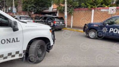 URGENTE: Guardia Nacional y policías llegan a una secundaria porque un menor traía un arma