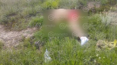 VIOLENCIA. Llevan a un hombre en ropa interior junto a la carretera y lo ejecutan