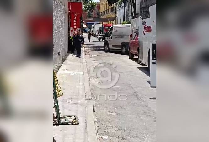 URGENTE: Él era conocido en el barrio y hoy lo encontraron muerto en la banqueta