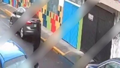 VIDEO: Familia con su niña son amenazados por ladrones de autos