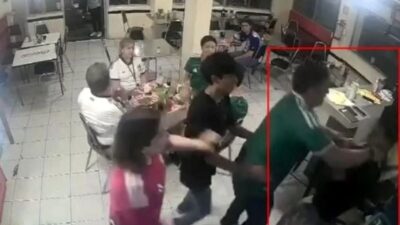 VIDEO: Alcalde golpea a joven mesero de una taquería porque ‘no les tomaba la orden’
