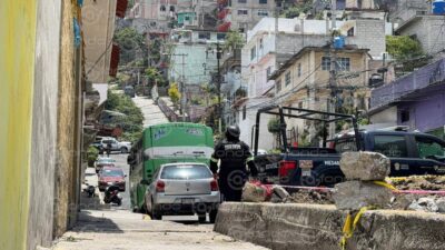 URGENTE. Matan a dos hombres a bordo de un camión del transporte público
