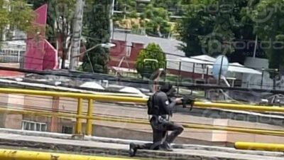 ÚLTIMA HORA. Criminal se atrinchera con su familia y toma rehenes en Edomex