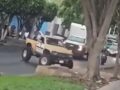 VIDEO: ‘Si no es monster truck’; conductor aferrado sufre increíble volcadura
