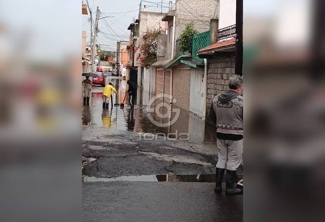 URGENTE: ‘Otra vez…’; lluvias  inundan calles de Ecatepec y vecinos temen un desastre