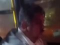 VIDEO: Pasajeros asaltados reclaman a chofer de camión por ‘cómplice’