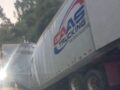 VIDEO: ‘¡Se quebró!’; caja de tráiler se parte en dos y causa fila de 6 kilómetros en Edomex