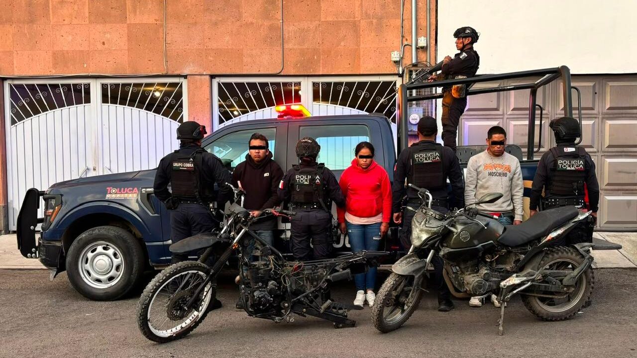 VIDEO: Policías de Toluca descubren y aseguran casa donde vendían narcóticos