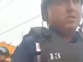 VIDEO: ‘Puedes con la mitad’; policías extorsionan con 10 mil pesos a un motociclista