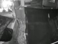 VIDEO: Broma pesada; sujeto disfrazado de payaso macabro aterroriza a vecinos