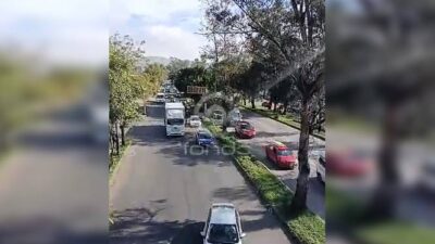 URGENTE: Sábado trágico; conductor es asesinado por un trailero que no le pagó el golpe