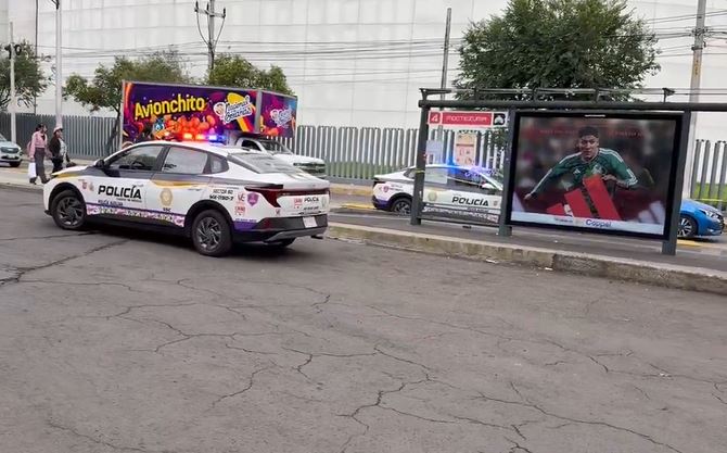 TRAGEDIA: Señora esperaba el Metrobús cuando murió repentinamente en la estación
