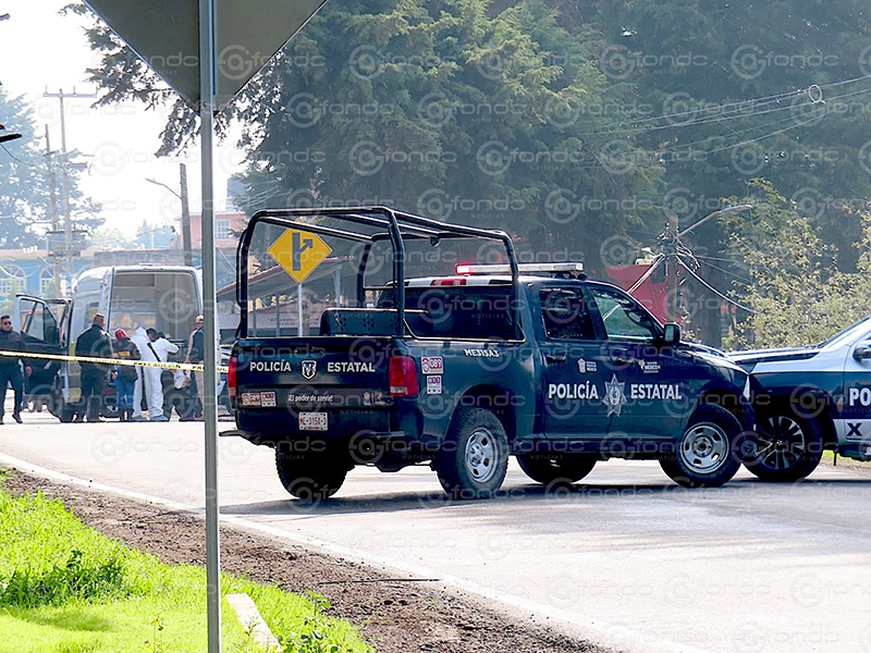 LAMENTABLE. Encuentran a una mujer sin vida en un crucero del Edomex; portaba una mochila rosa