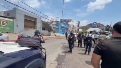 TERRIBLE: Matan a dos hombres en las oficinas de una base de combis