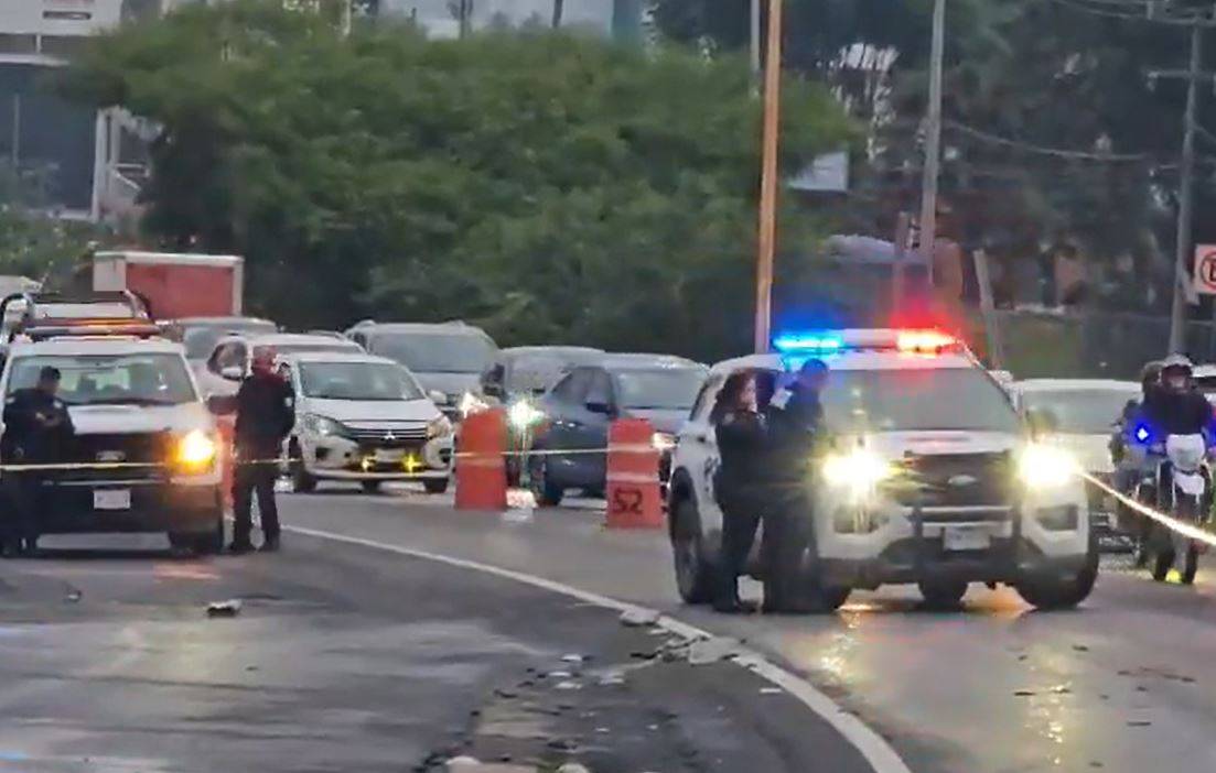 TERRIBLE: Mujer no usó el puente y su cuerpo quedó regado en la avenida