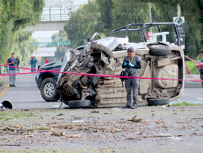 TRAGEDIA. Automóvil Aveo choca contra un árbol y sus dos pasajeros mueren en Edomex
