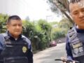 VIDEO: ‘Por eso, joven…’; policías amenazan a biker con corralón de la manera más absurda