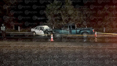ÚLTIMA HORA. Tres personas han muerto tras un choque entre un Tsuru y una camioneta en Edomex