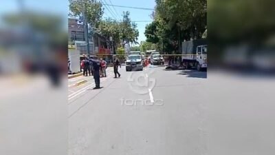 URGENTE: Mujer y hombre en moto mueren arrollados por una ‘casa rodante’