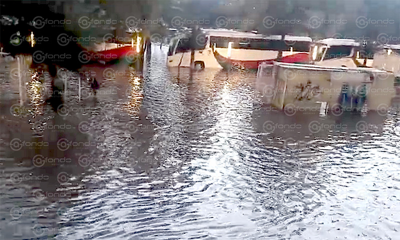 ÚLTIMA HORA. Inundaciones provocan caos en Indios Verdes; miles de personas afectadas por falta de transporte