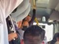 VIDEO: Chofer de camión alerta a pasajeros sobre robos y un hombre responde de manera sospechosa
