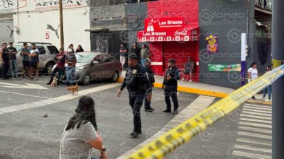 VIDEO: Falsos repartidores acribillan a un hombre en un negocio de alitas
