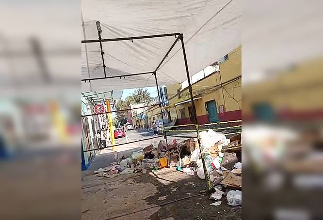 URGENTE: Entre montones de basura dejan un cuerpo embolsado en el Barrio Bravo