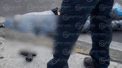 VIDEO. Asaltante muere abatido por policías que también golpearon y robaron a un reportero