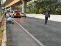 VIDEO: Hombre no logró llegar al otro lado de la carretera y murió arrollado