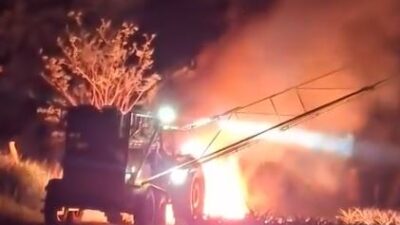 VIDEO: Jaciel manejaba su tractor cuando murió fulminado por una fuerte descarga