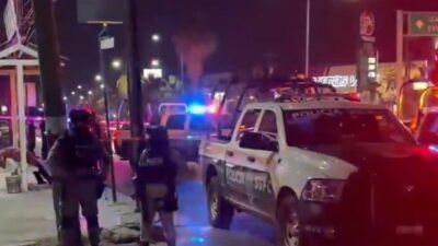 FEMINICIDIO: Cajera de Banco Azteca esperaba su camión cuando llegaron a matarla