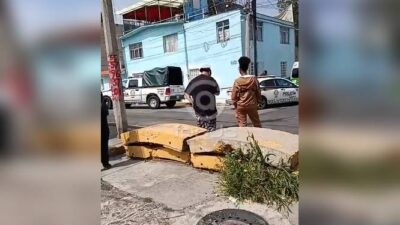 URGENTE: Señor cae de la azotea de su casa y muere de manera inmediata