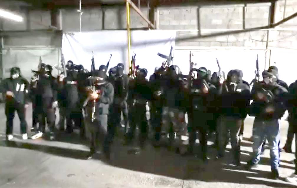 VIDEO. Grupo armado anuncia ‘limpia’ al oriente del Edomex; amenaza a criminales, empresarios y abogados coludidos
