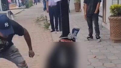 VIDEO: ‘¡Aquí no se roba!’; ratero es amarrado y recibe una brutal paliza en Edomex