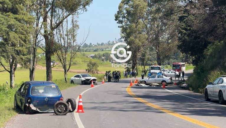 URGENTE: Conductor de un Mercedes causa choque y tragedia en carretera de Edomex