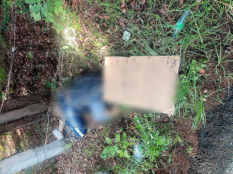 TERROR. Abandonan dos cuerpos sin vida en carretera del Edomex; tenían un mensaje