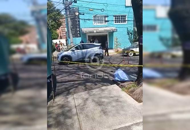 URGENTE: Pasajero de Uber pelea con el chofer y termina muerto en la calle