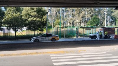 TRISTEZA: Abuelo cruzaba solo la avenida al amanecer cuando un auto lo arrolló