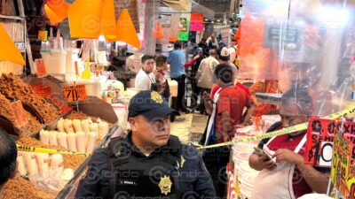 TRAGEDIA. Fernando limpiaba coladeras en el mercado de La Merced y ahí lo encontraron muerto