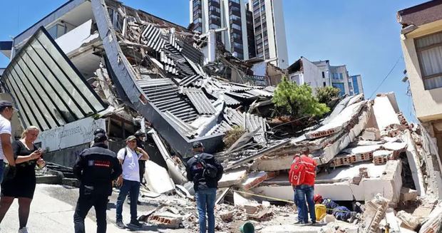 VIDEO. Catástrofe cafetalera; terremoto de 7.4 grados sacude Colombia y deja más de 100 muertos