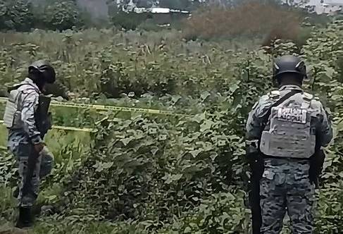 TERROR: Matan a un hombre y lo arrojan al baldío con los pantalones abajo