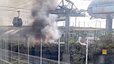 ÚLTIMA HORA. Reportan fuerte incendio en el paradero de Santa Martha Acatitla; bomberos acuden al lugar