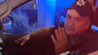 VIDEO. ‘No pasa nada’; policías de Tlalnepantla y ministeriales se meten a la casa de una familia en Ecatepec