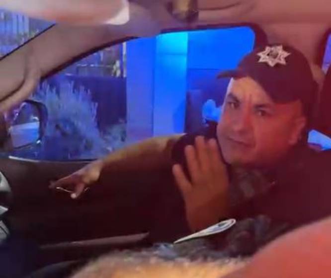 VIDEO. ‘No pasa nada’; policías de Tlalnepantla y ministeriales se meten a la casa de una familia en Ecatepec