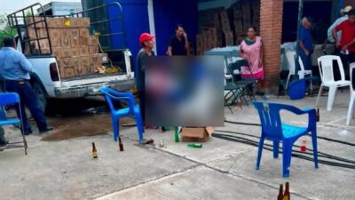 VIDEO: Encapuchados acribillan a cuatro hombres durante fiesta familiar