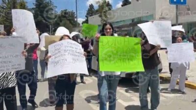 URGENTE: Protestan en distintos hospitales de Edomex por falta de pagos
