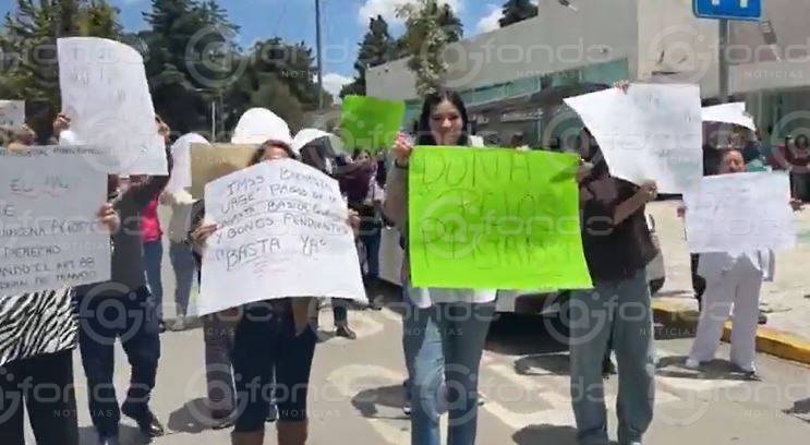 URGENTE: Protestan en distintos hospitales de Edomex por falta de pagos