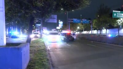 EXTRAÑO: Hombre intentó cruzar por donde no se puede y lo pagó con su vida